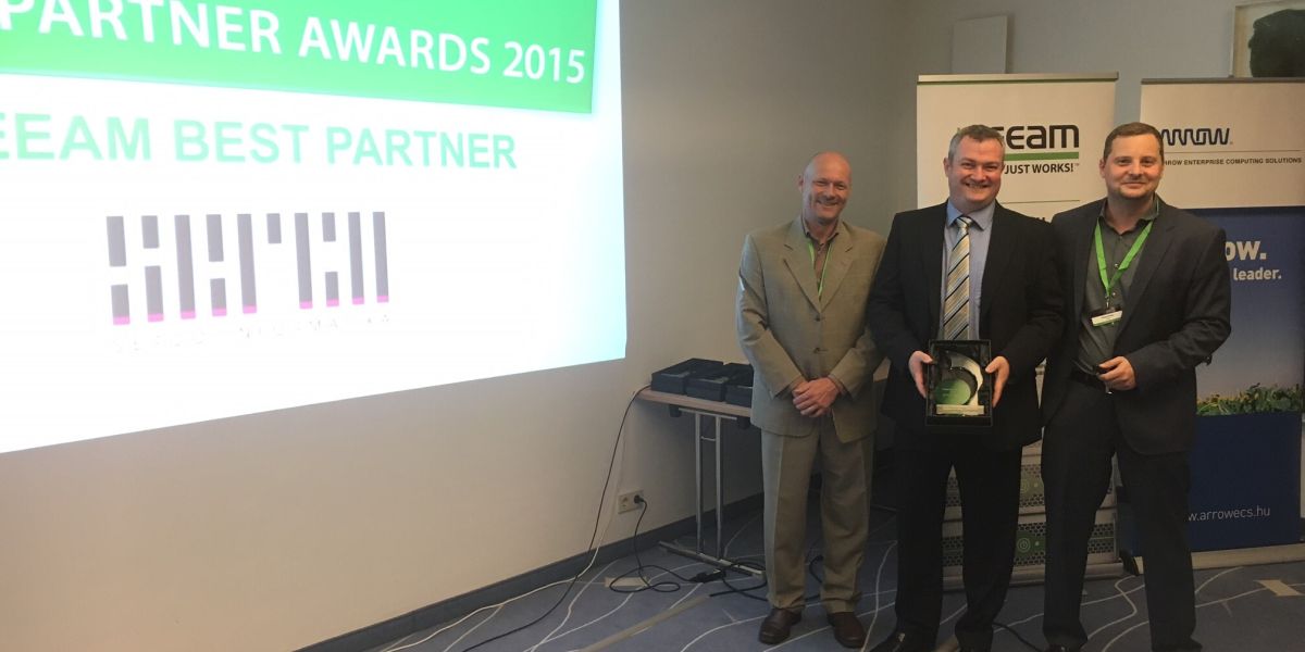 Folytatódott a díjeső