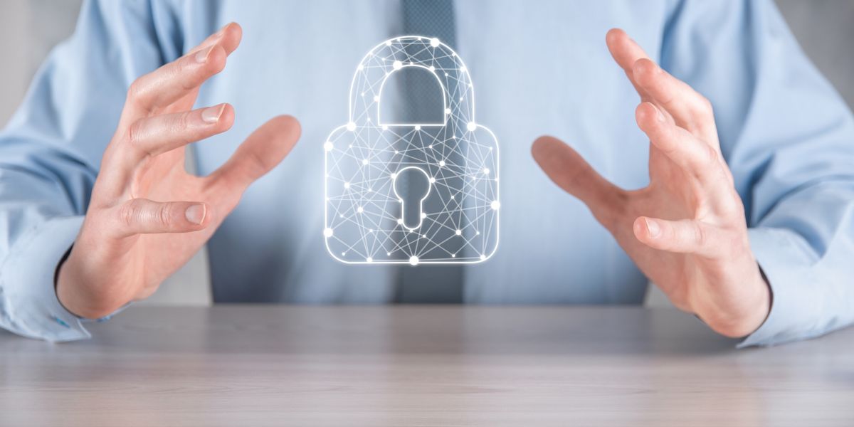 IT biztonság: 8 tipp, hogy ne essen rés a pajzson!