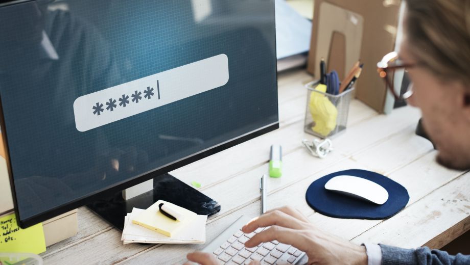 Biztonságos jelszó: idegeneknek belépni tilos és lehetetlen